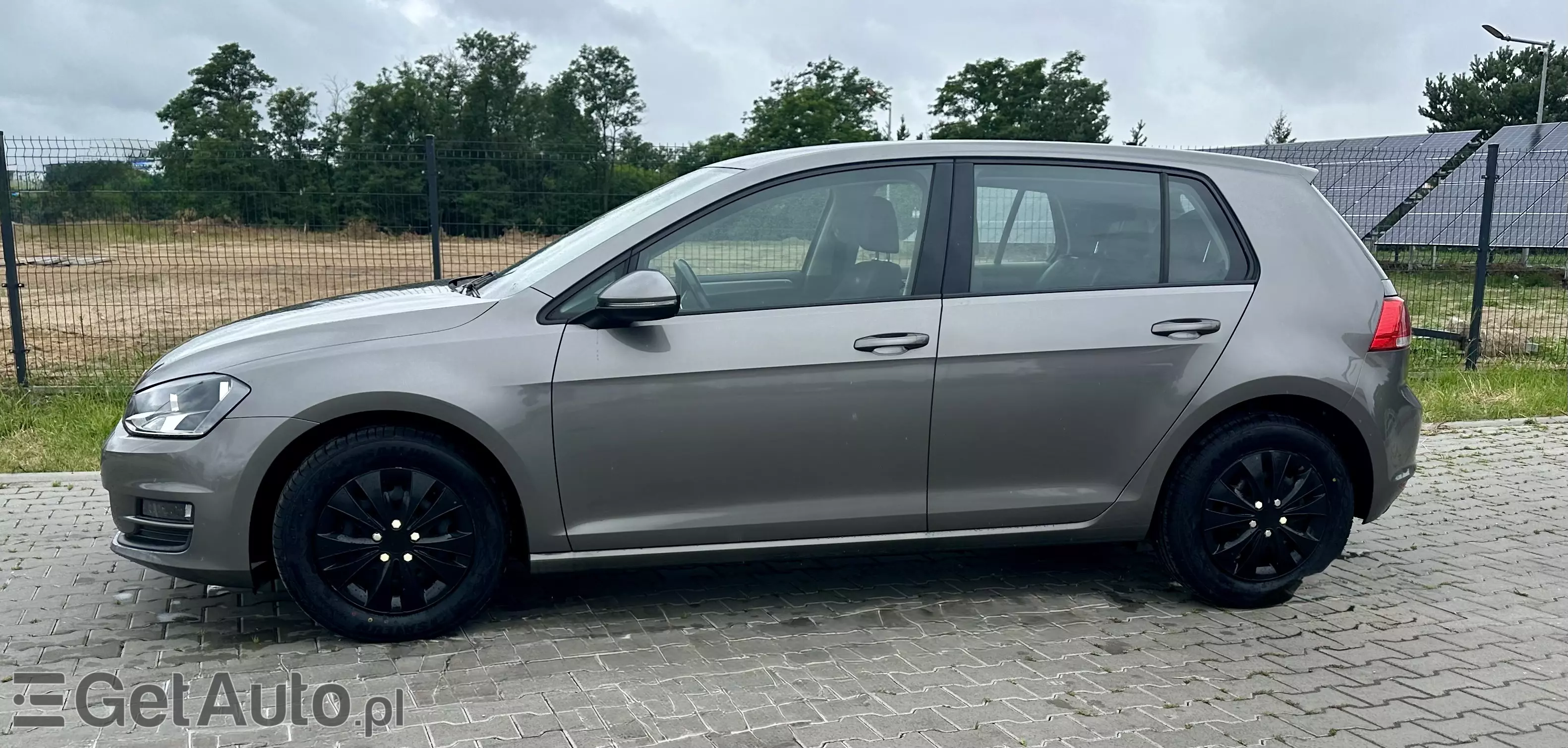 VOLKSWAGEN Golf Start