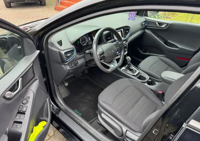 HYUNDAI IONIQ 1.6 GDI Advantage