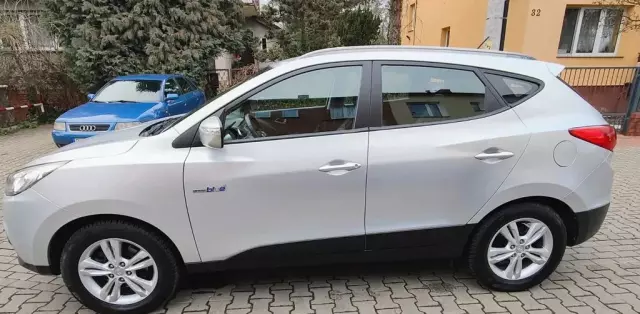HYUNDAI Ix35 