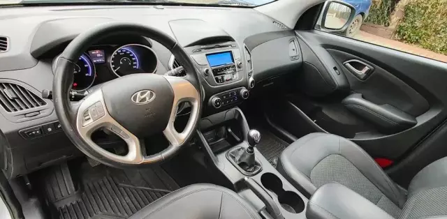 HYUNDAI Ix35 