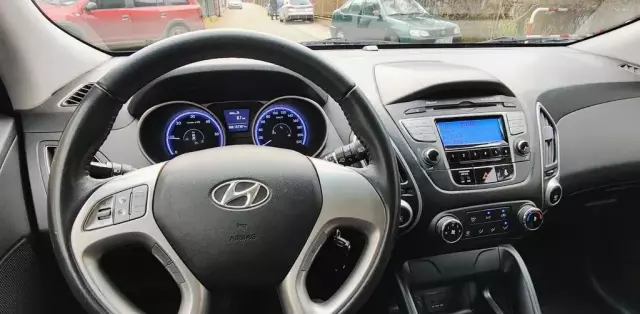 HYUNDAI Ix35 