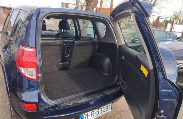 TOYOTA RAV4 2.2 D-CAT (177 KM) 4WD