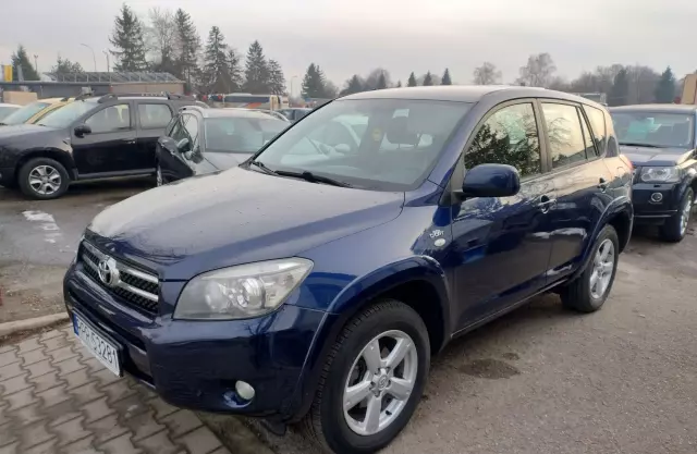 TOYOTA RAV4 2.2 D-CAT (177 KM) 4WD