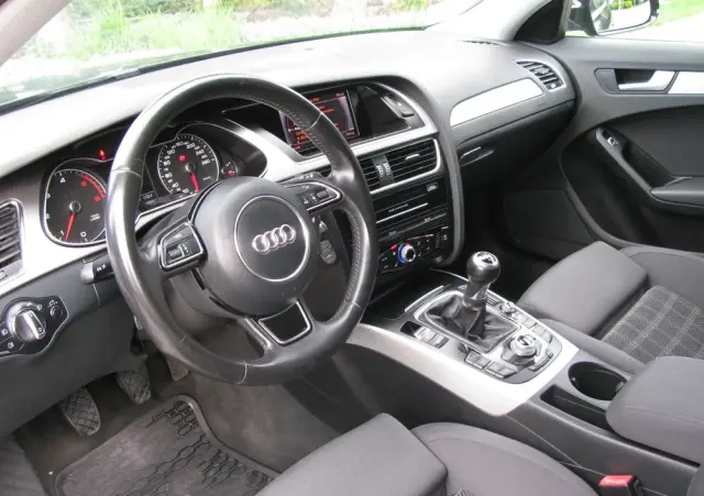 AUDI A4 Avant 2.0 TDI