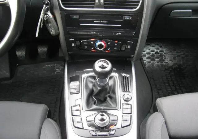 AUDI A4 Avant 2.0 TDI