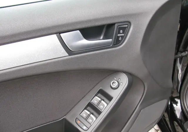 AUDI A4 Avant 2.0 TDI