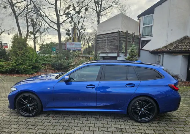 BMW Seria 3 320d xDrive M Sport Shadow