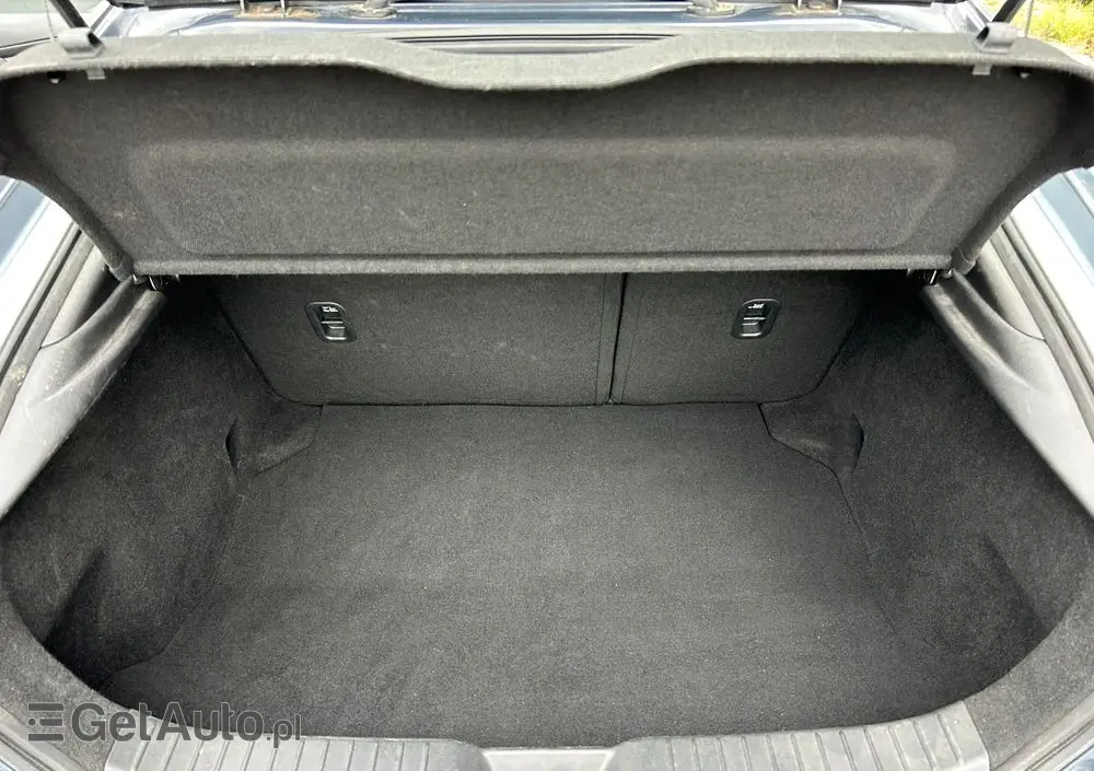 MAZDA 3 2.0 mHEV Kanjo