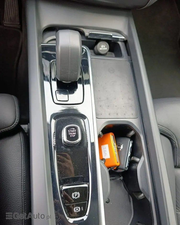 VOLVO XC 60 B4 D AWD Plus Bright