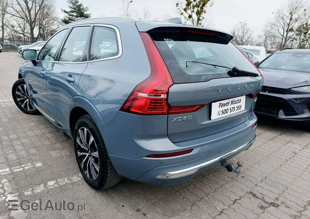 VOLVO XC 60 B4 D AWD Plus Bright
