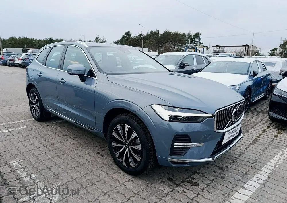 VOLVO XC 60 B4 D AWD Plus Bright