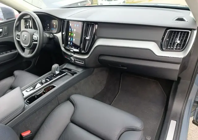 VOLVO XC 60 B4 D AWD Plus Bright