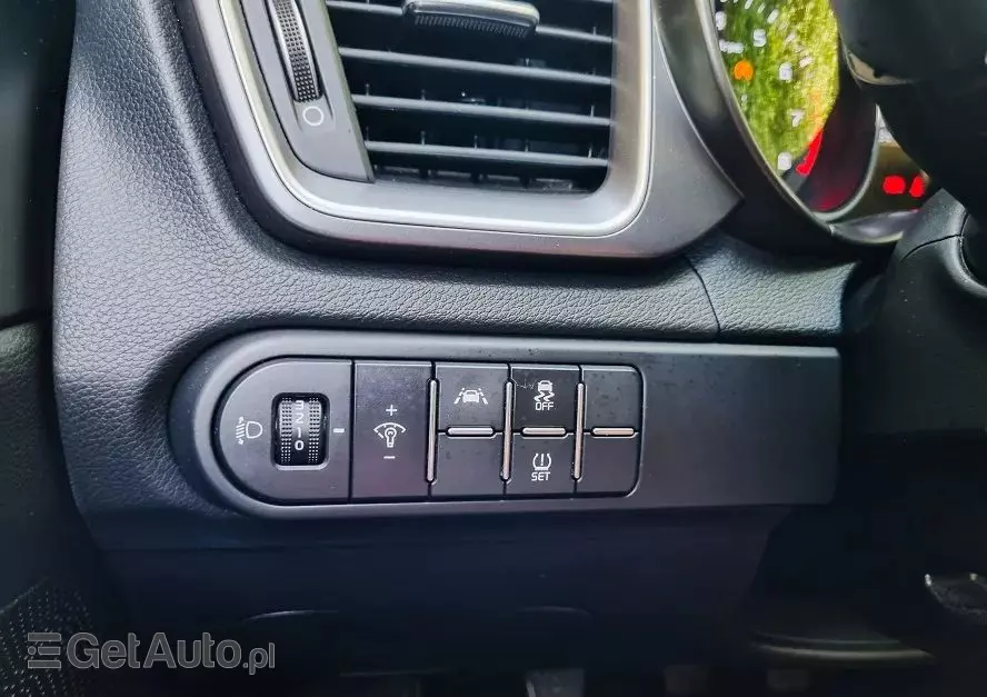 KIA Ceed 1.4 T-GDI L