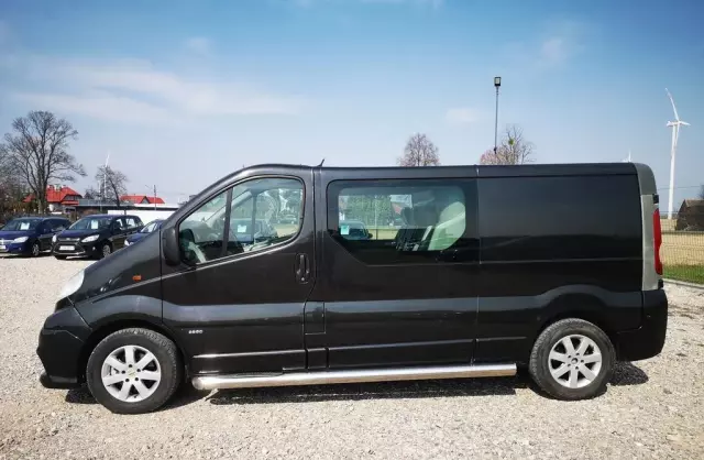 OPEL Vivaro 