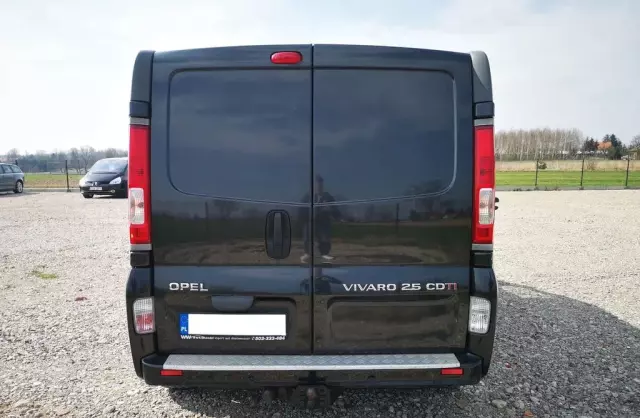 OPEL Vivaro 