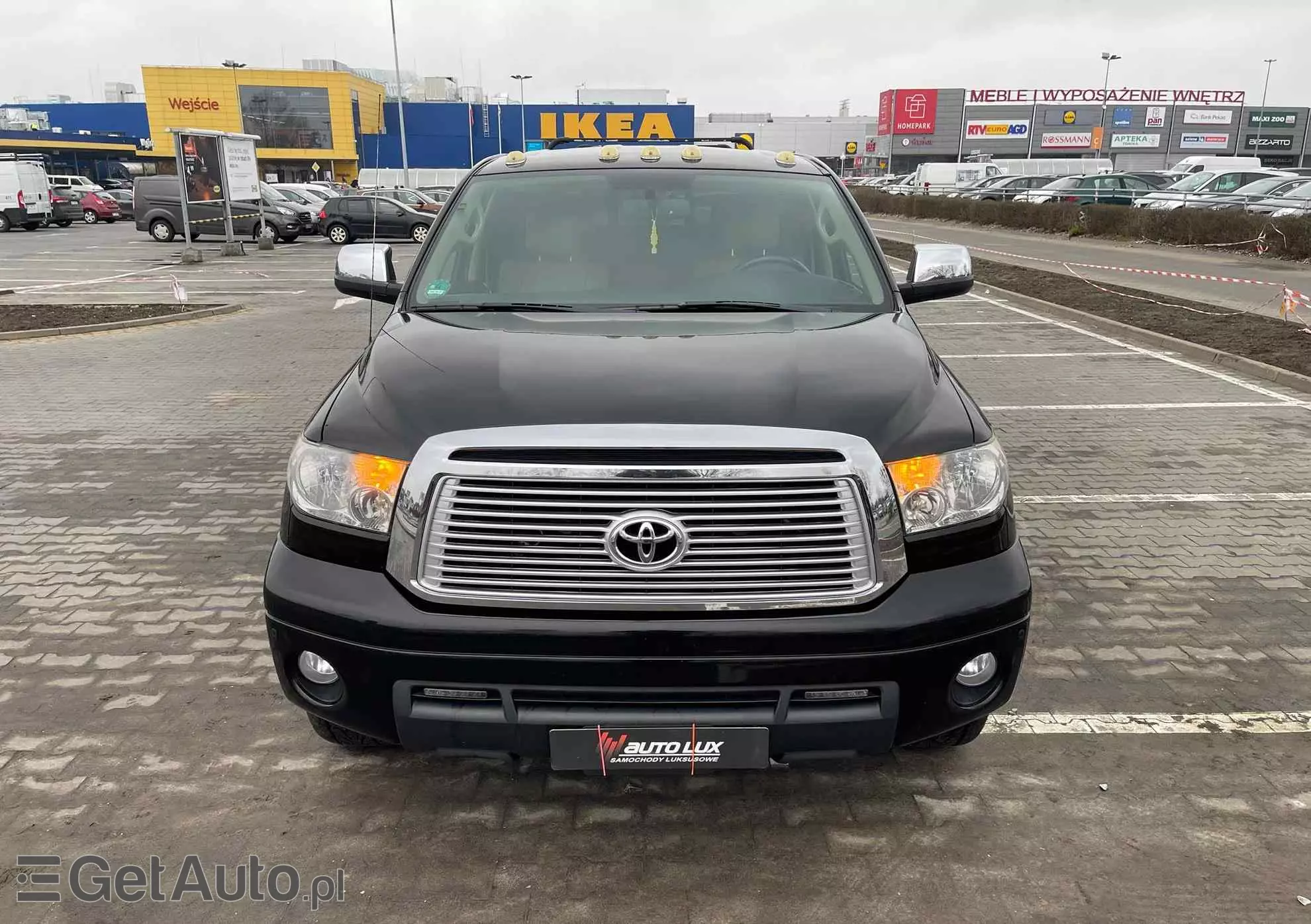 TOYOTA Tundra 5.7 4x4 Double Cab Limited