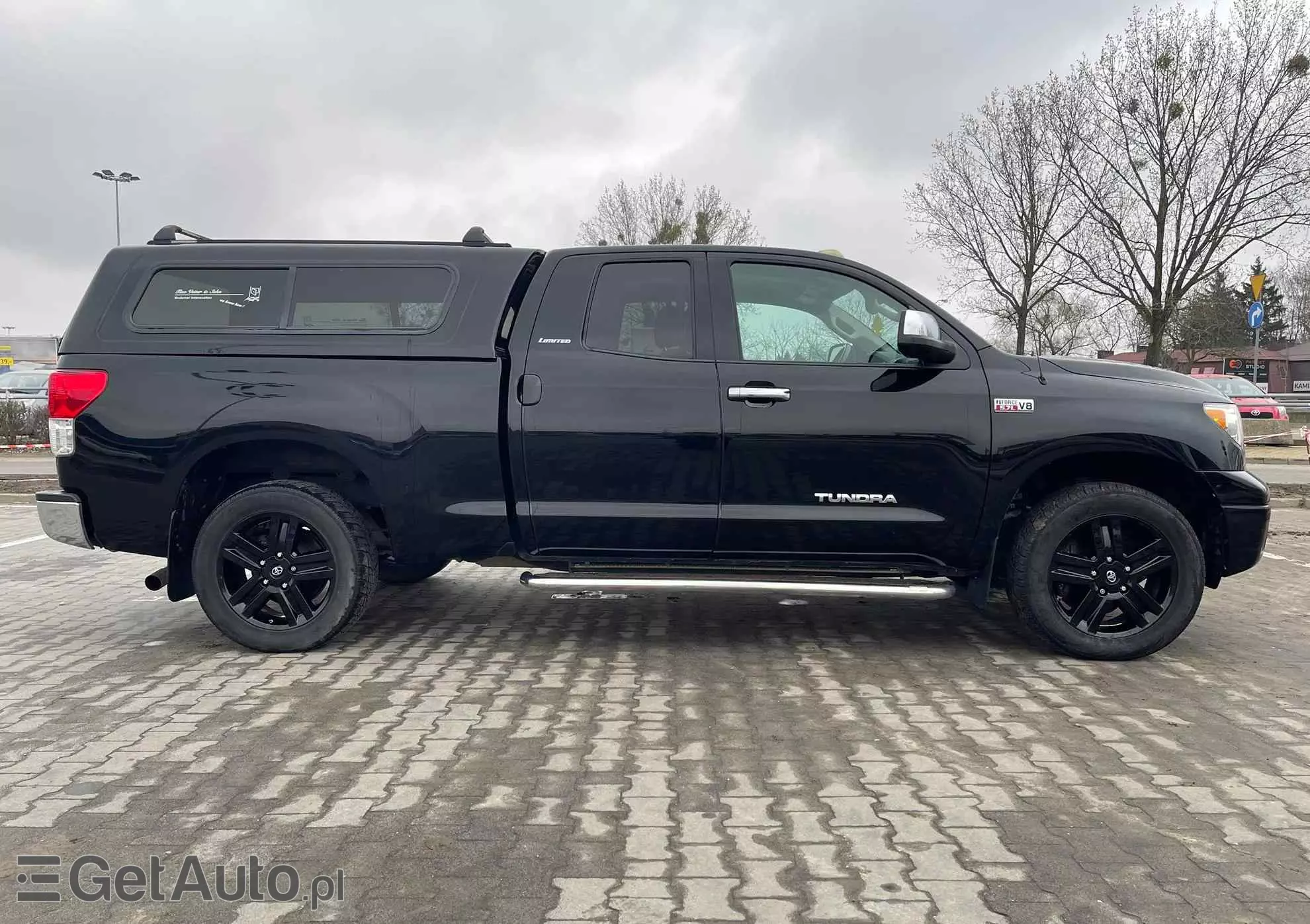 TOYOTA Tundra 5.7 4x4 Double Cab Limited