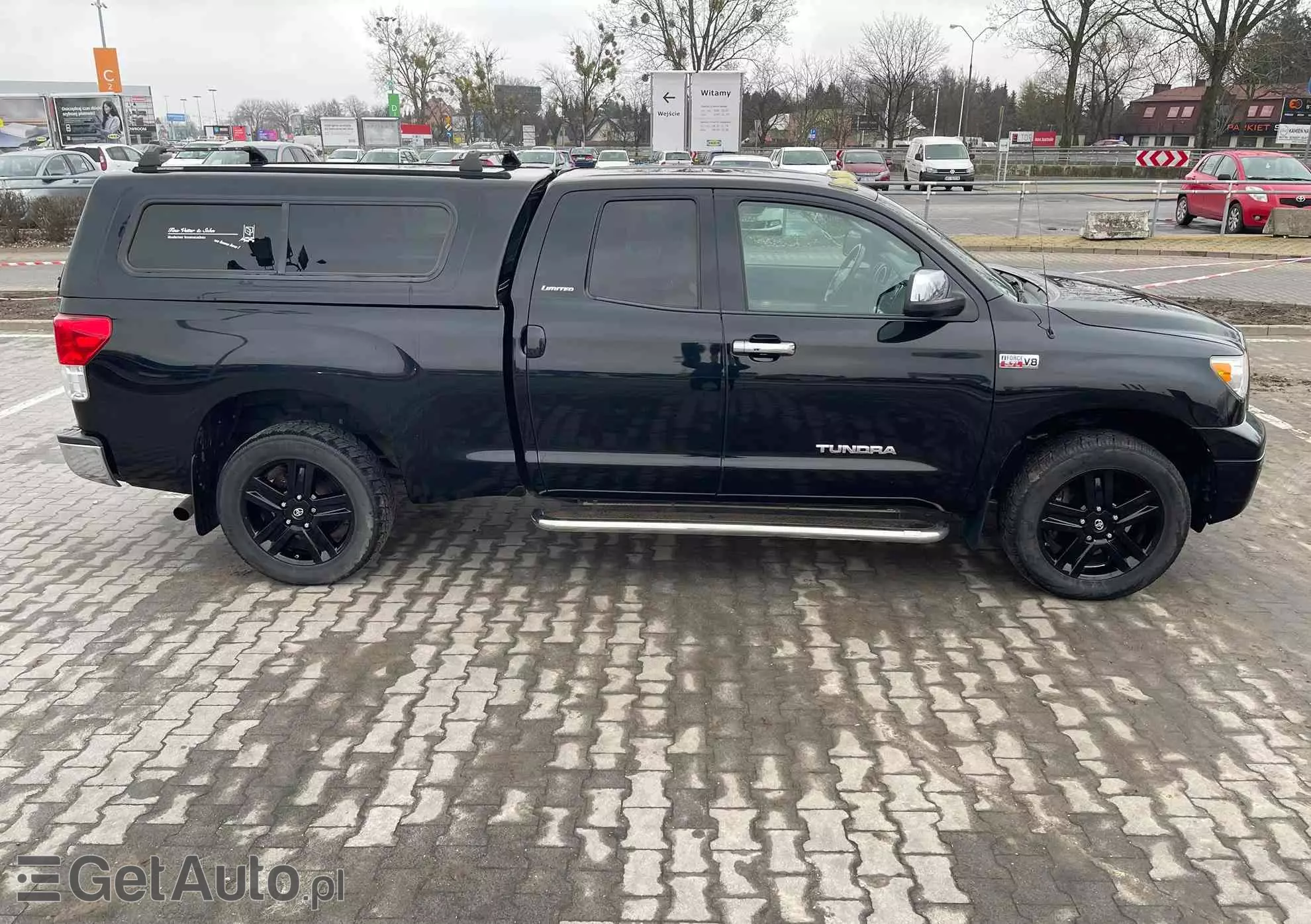 TOYOTA Tundra 5.7 4x4 Double Cab Limited