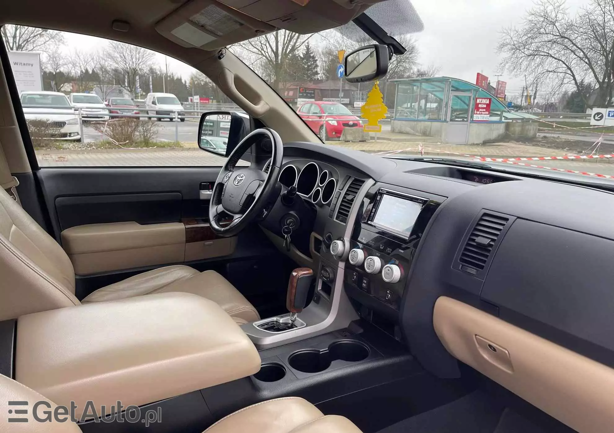 TOYOTA Tundra 5.7 4x4 Double Cab Limited
