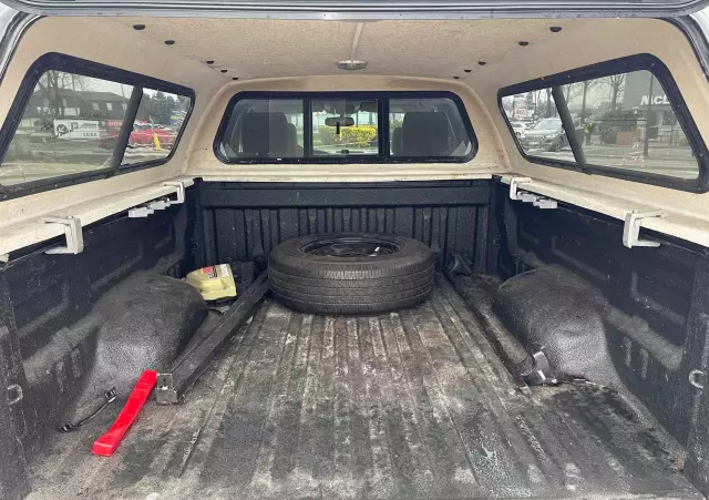 TOYOTA Tundra 5.7 4x4 Double Cab Limited