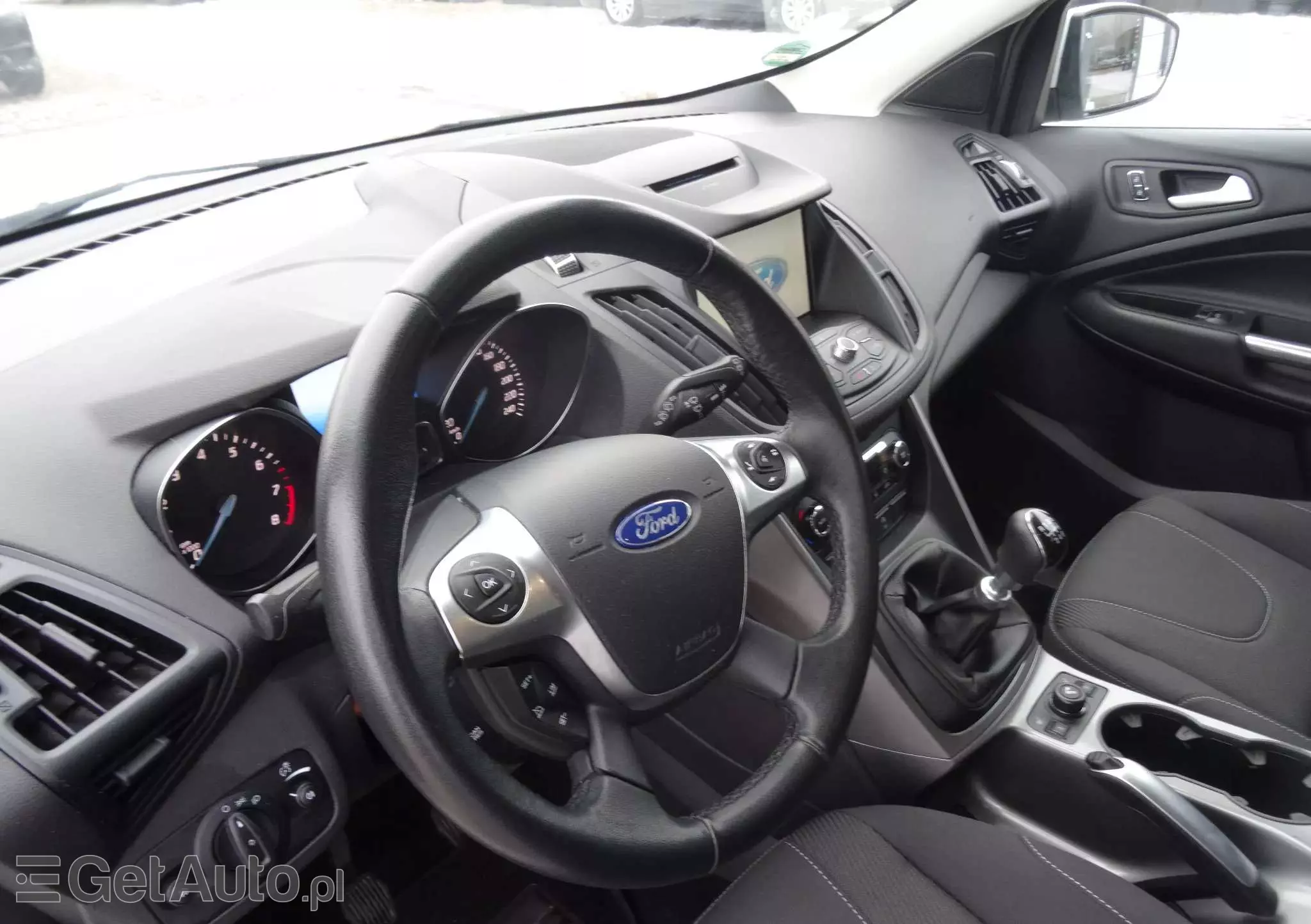 FORD Kuga 1.5 EcoBoost 2x4 Black & Silver