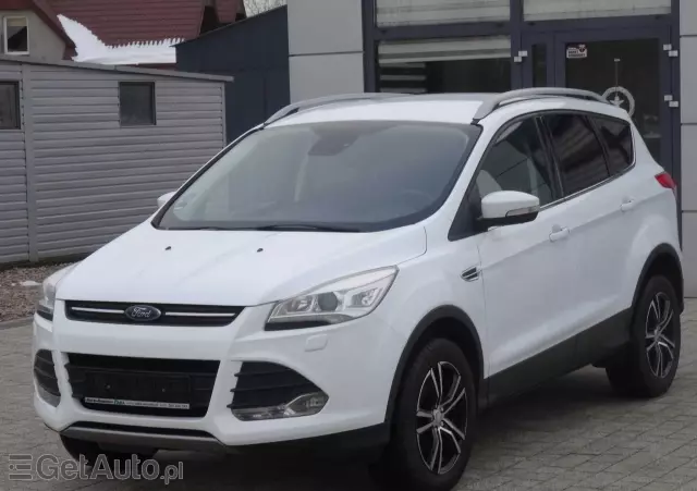 FORD Kuga 1.5 EcoBoost 2x4 Black & Silver