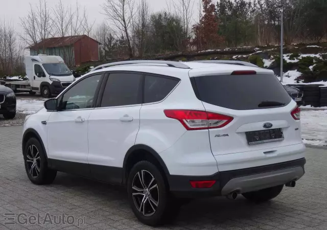 FORD Kuga 1.5 EcoBoost 2x4 Black & Silver