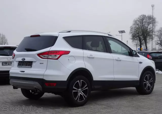FORD Kuga 1.5 EcoBoost 2x4 Black & Silver