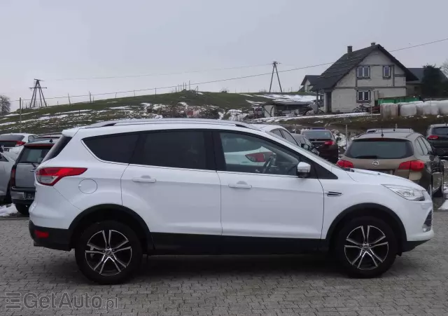 FORD Kuga 1.5 EcoBoost 2x4 Black & Silver