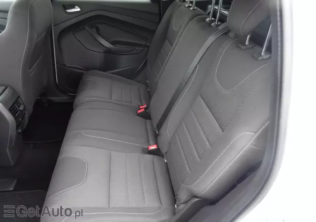 FORD Kuga 1.5 EcoBoost 2x4 Black & Silver