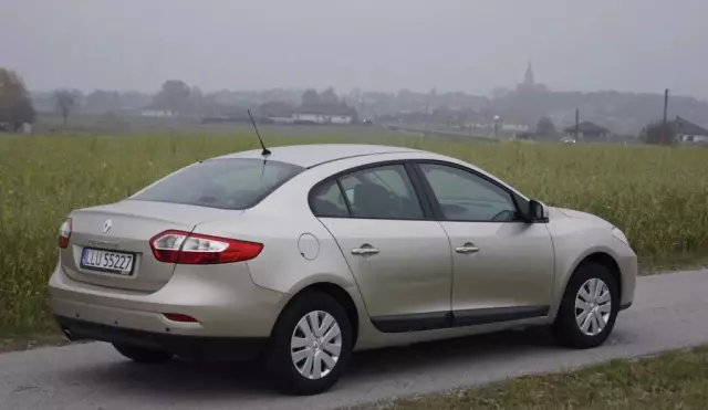 RENAULT Fluence 