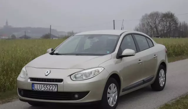 RENAULT Fluence 
