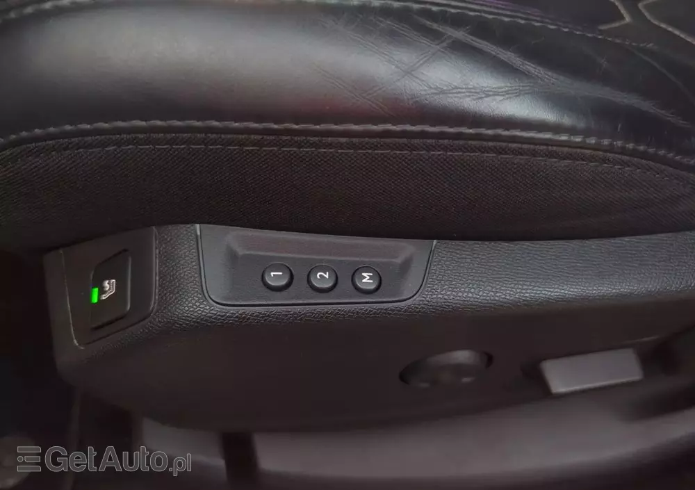 PEUGEOT 3008 BlueHDi 180 Stop & Start EAT6 GT