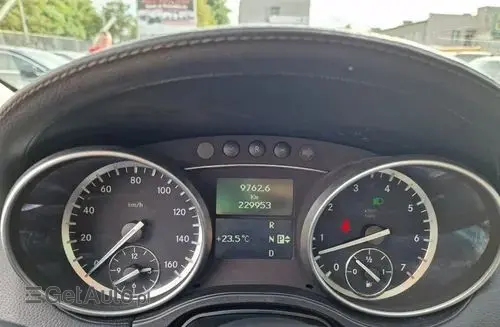 MERCEDES-BENZ GL 
