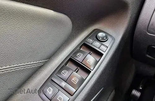 MERCEDES-BENZ GL 