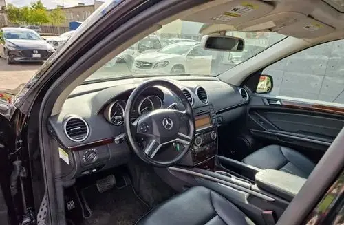 MERCEDES-BENZ GL 