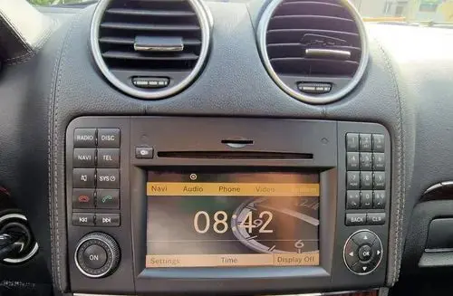 MERCEDES-BENZ GL 