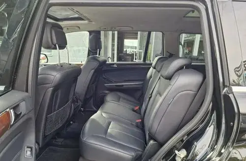 MERCEDES-BENZ GL 