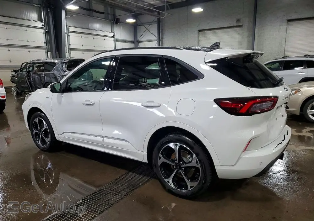 FORD Escape 2.0 EcoBoost AWD Titanium