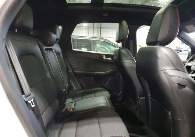 FORD Escape 2.0 EcoBoost AWD Titanium