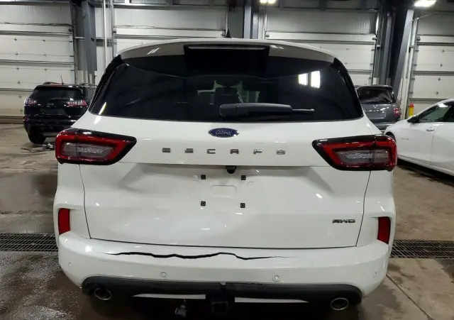 FORD Escape 2.0 EcoBoost AWD Titanium