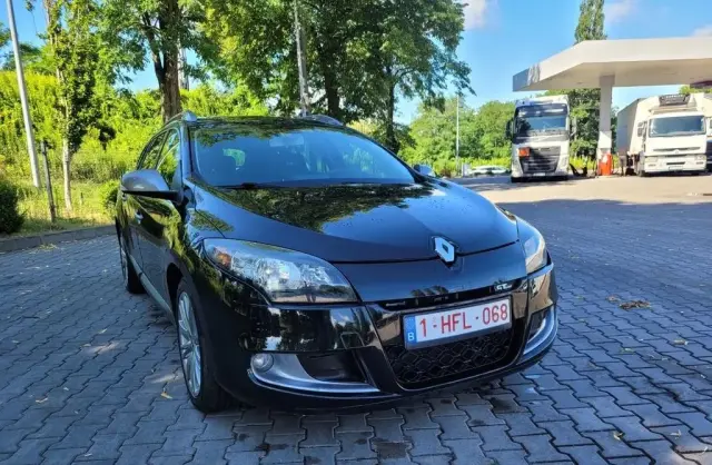 RENAULT Megane 