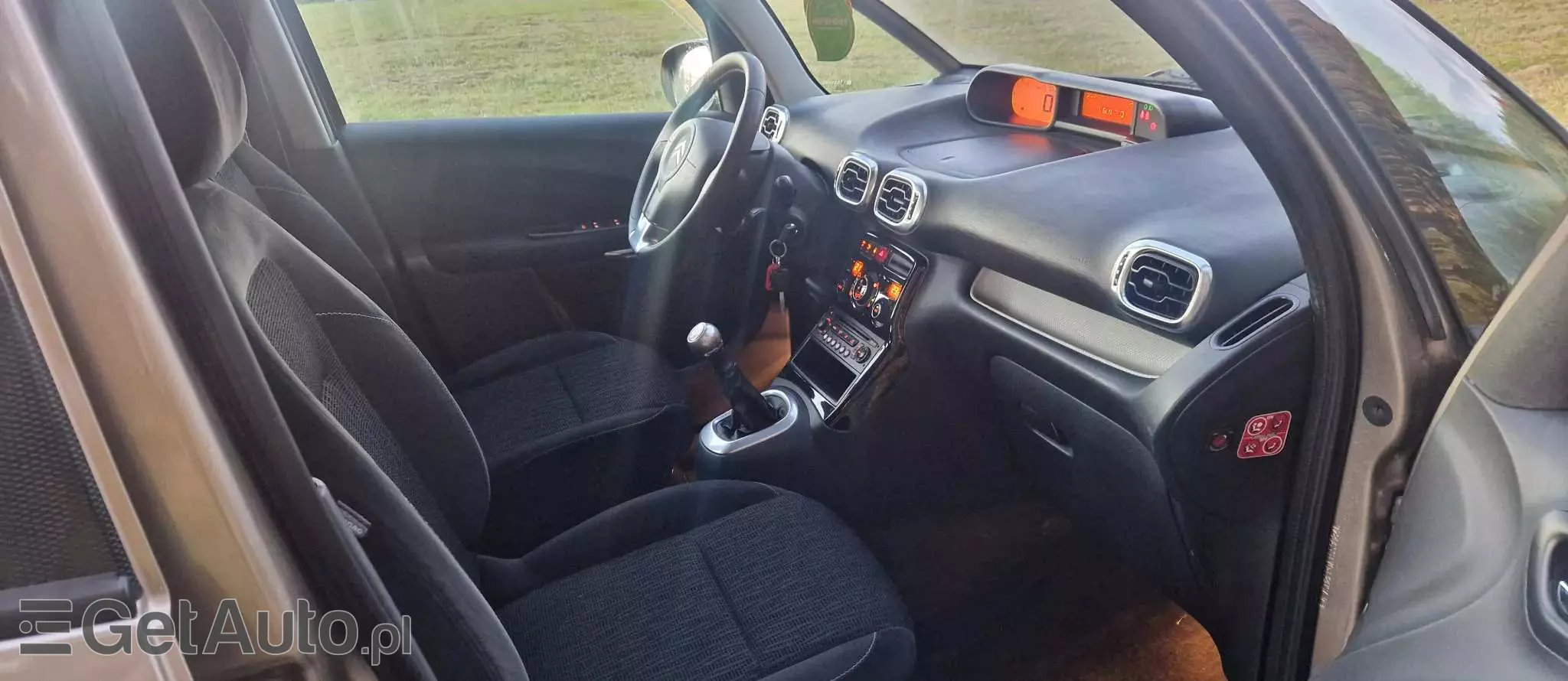 CITROËN C3 Picasso 1.4i Exclusive