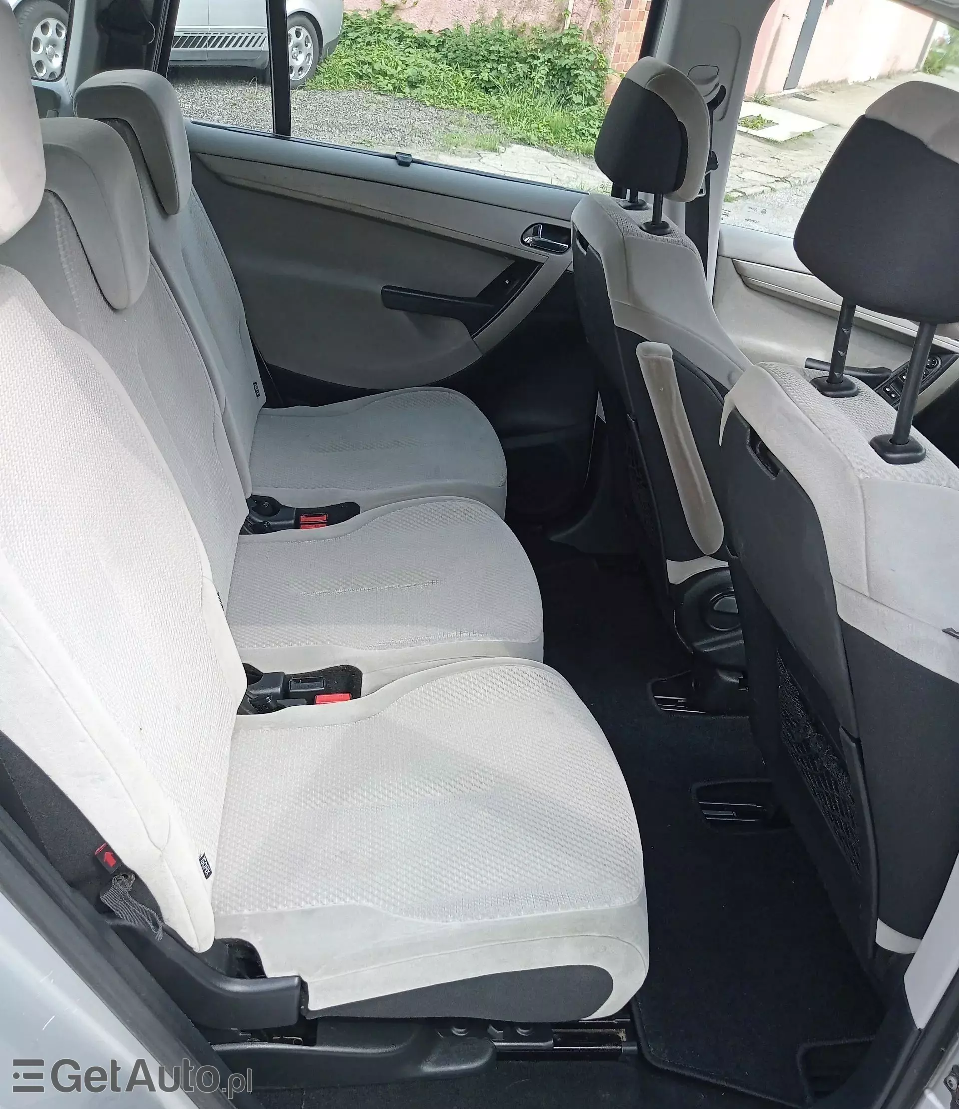 CITROEN C4 1.6 HDi (109 KM)