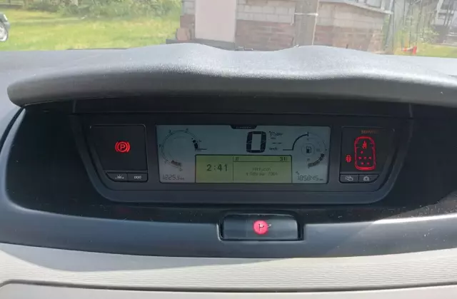 CITROEN C4 1.6 HDi (109 KM)