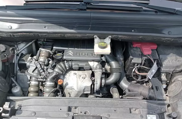 CITROEN C4 1.6 HDi (109 KM)