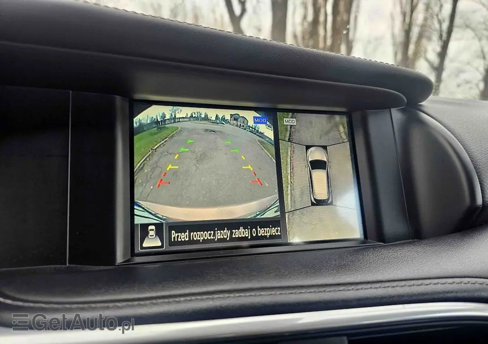 INFINITI Q30 1.6t Premium