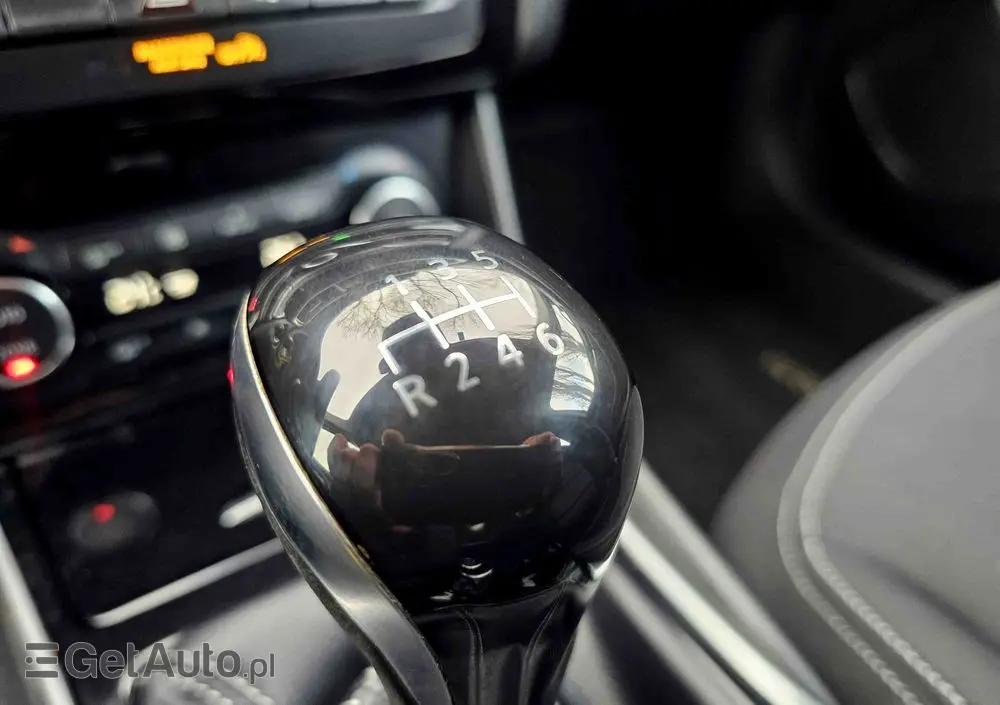 INFINITI Q30 1.6t Premium