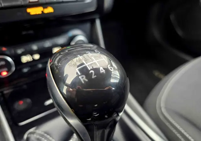 INFINITI Q30 1.6t Premium