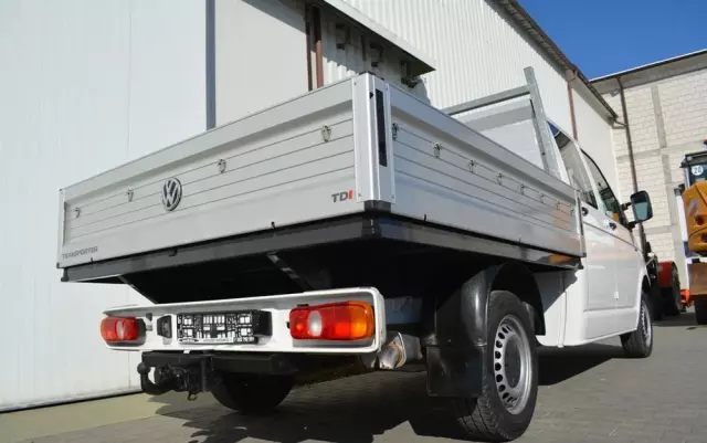 VOLKSWAGEN TRANSPORTER T6 DOKA NISKI PRZEBIEG 